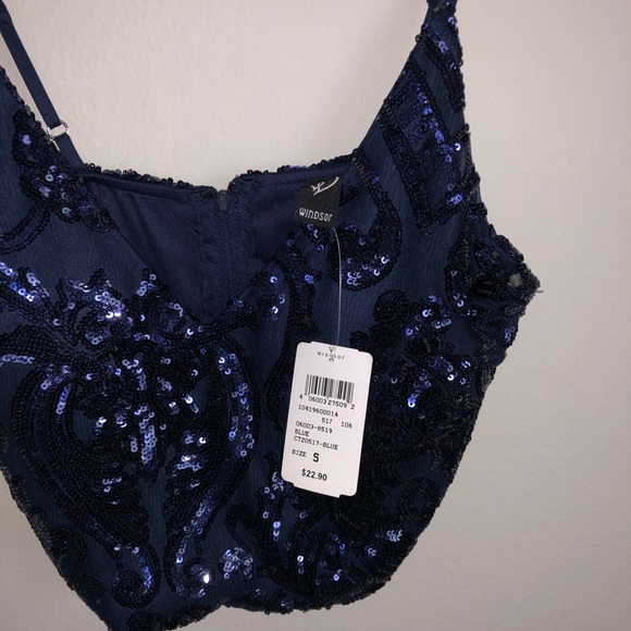 Blue sparkly set - Picture 2 of 6